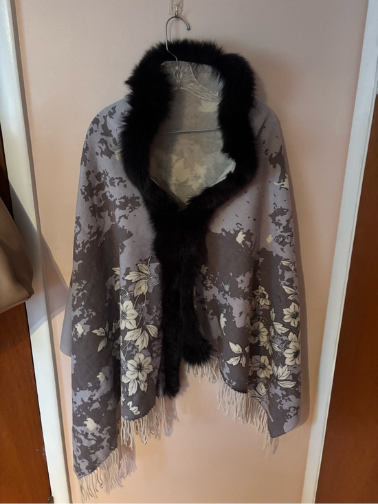 WOLFIE FURS Accessories - Wolfie Furs Flora Fox Fur Wool & Cashmere Shawl